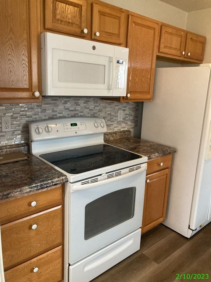 1020 Ne 12th St - Photo 7 of 20