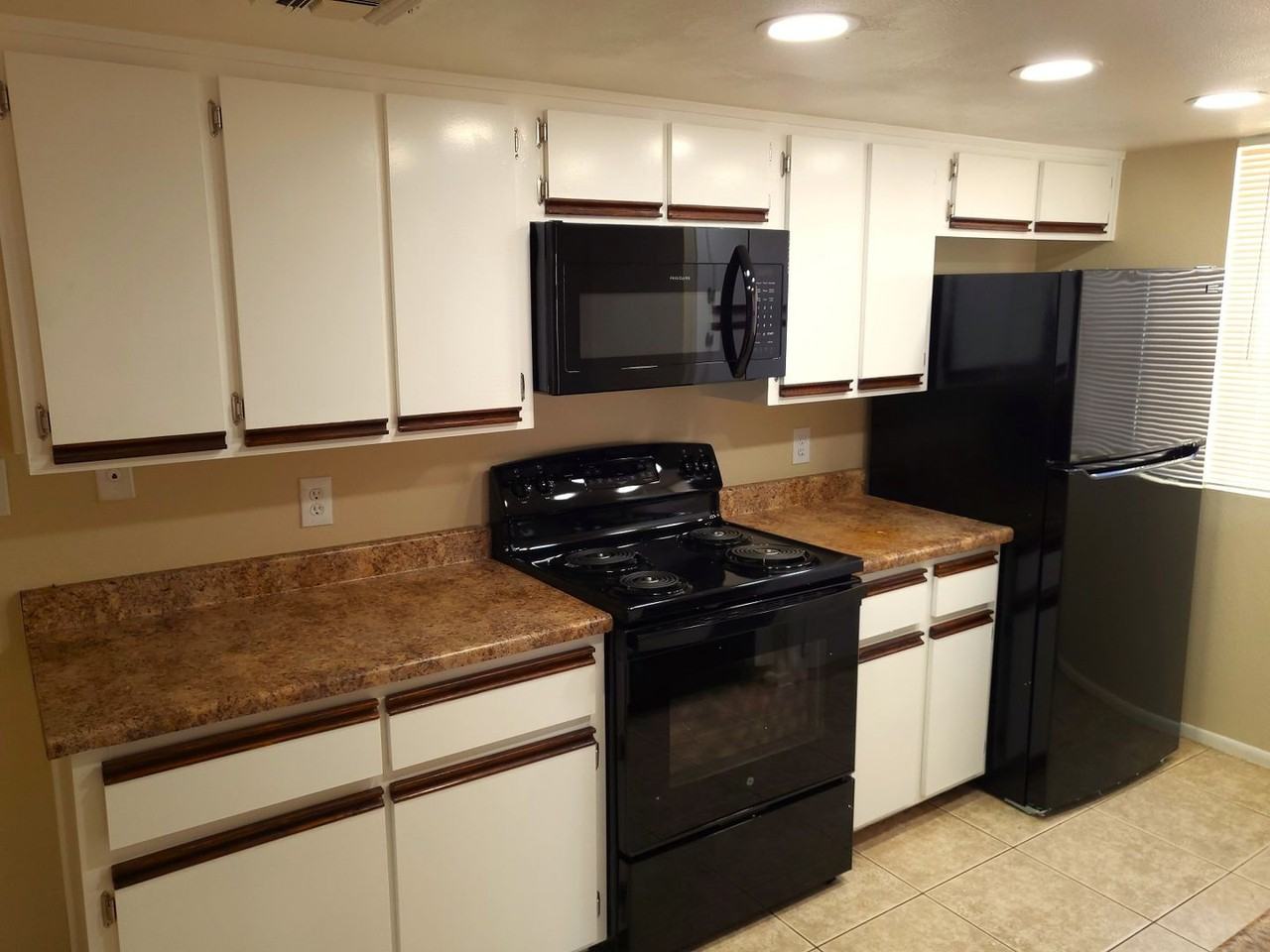 11847 S Paiute St - Photo 7 of 19