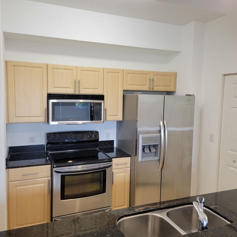 1064 N Tamiami Trl #1325 - Photo 3 of 32