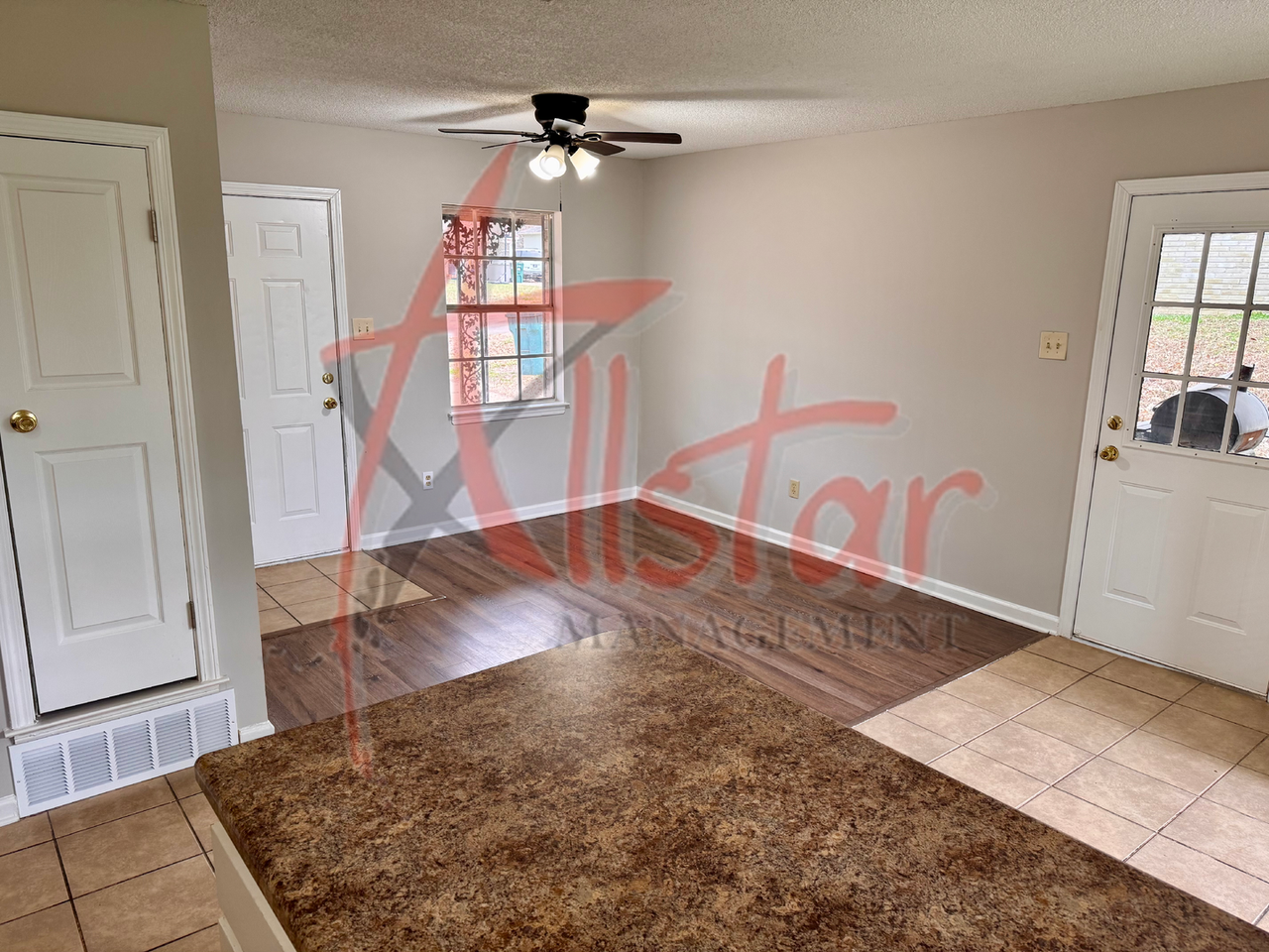 1767 Northfield Dr - Photo 4 of 12