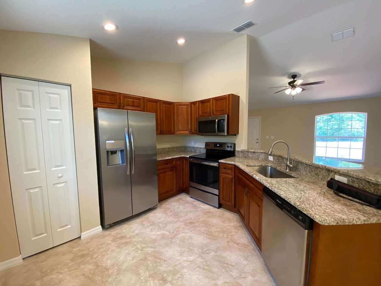 15819 Sw 19th Ter - Photo 6 of 23