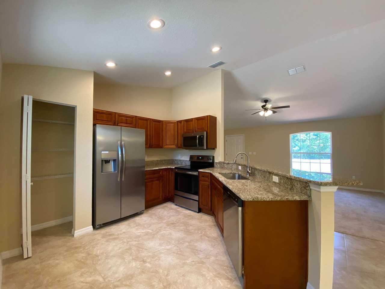 15819 Sw 19th Ter - Photo 7 of 23