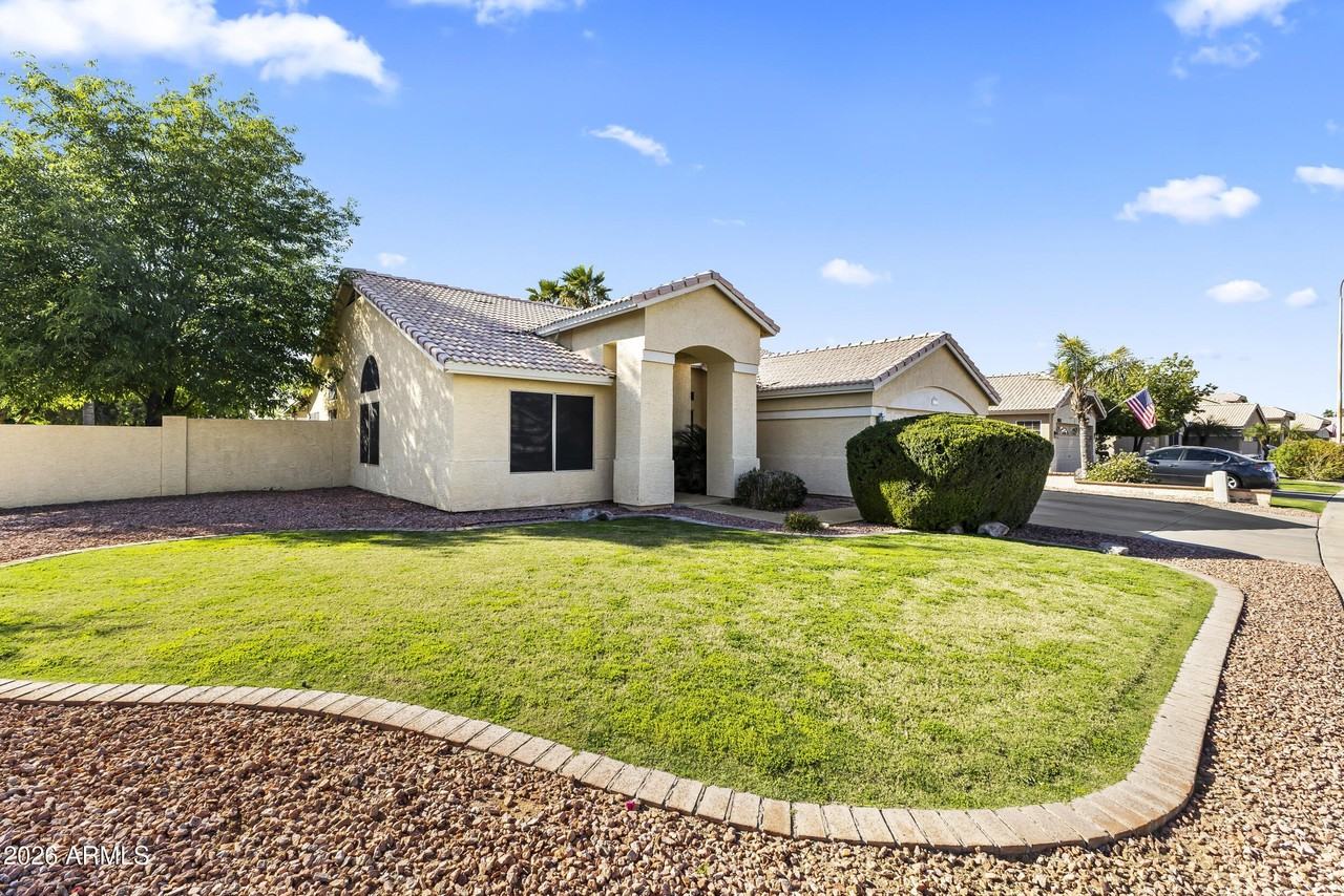 1777 E Sheffield Ave - Photo 2 of 36