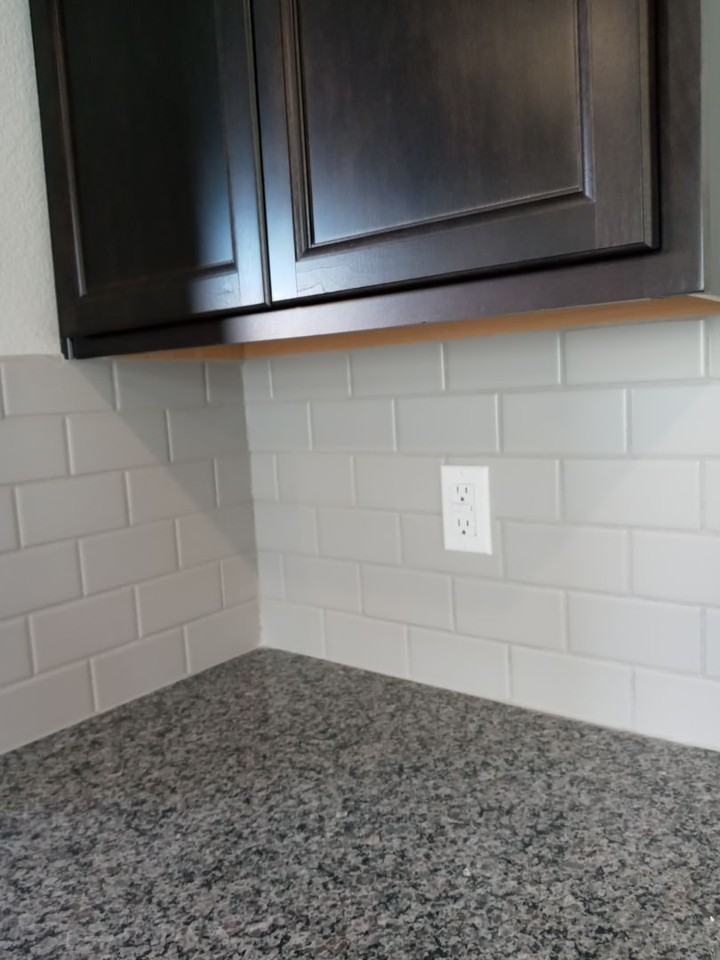 6484 Gannett Dr Ne - Photo 7 of 9