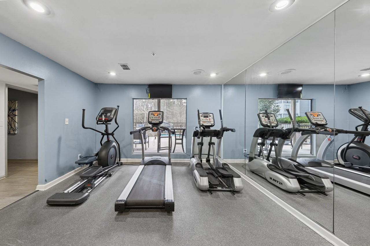 SoCo Apartments at Vinings - Photo 4 of 31