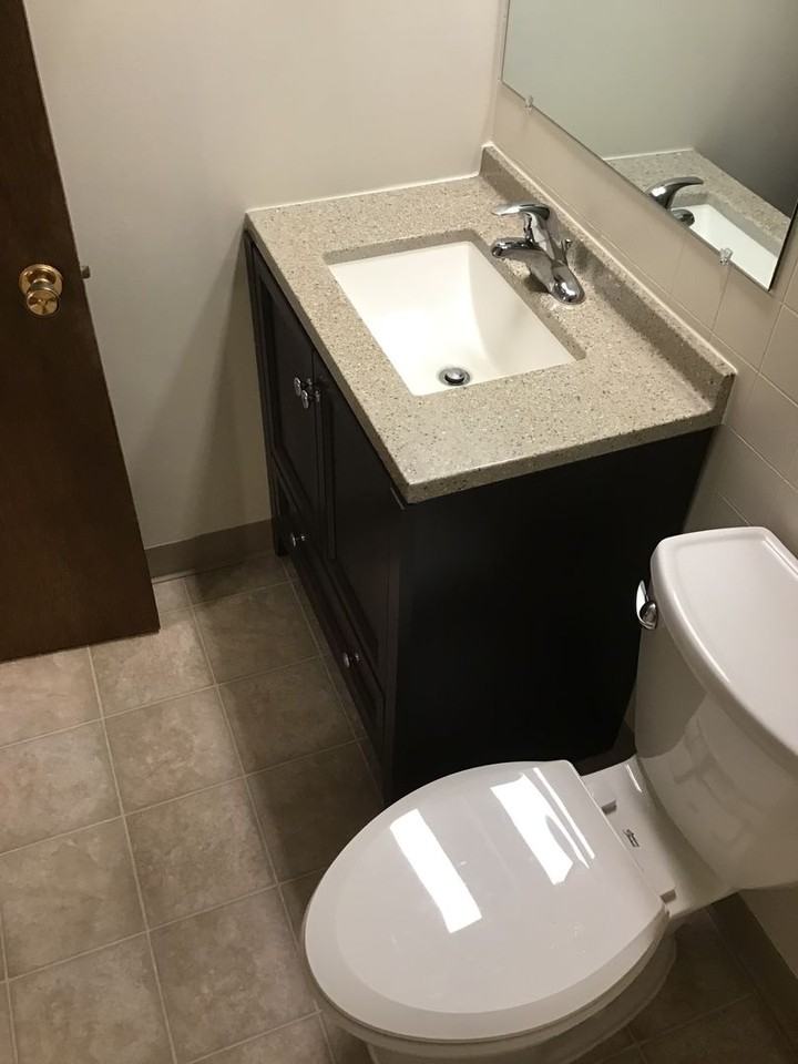 Ivory - Photo 7 of 14