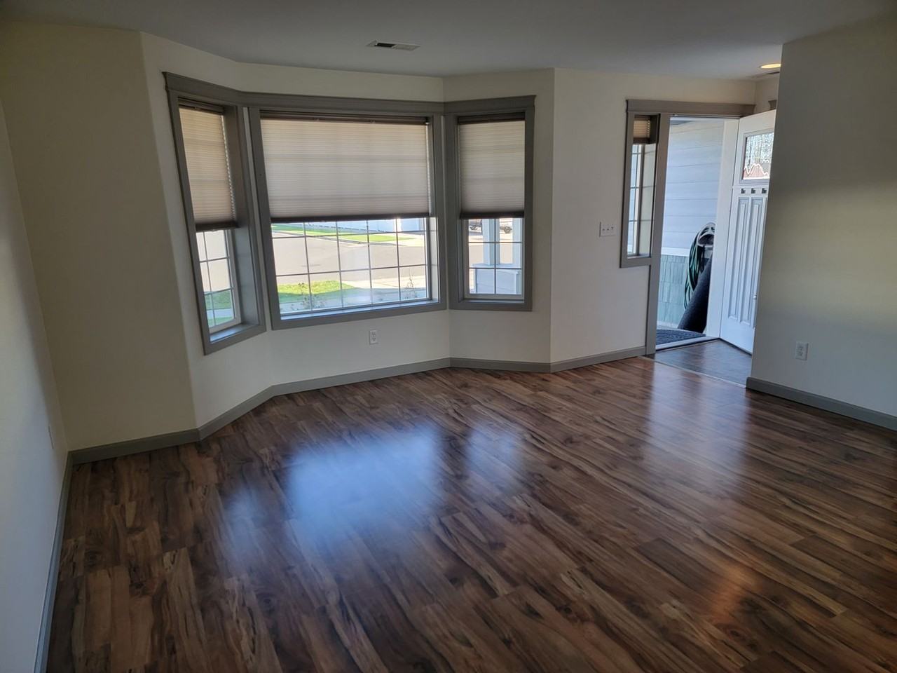 4412 S Carnation Rd - Photo 3 of 29