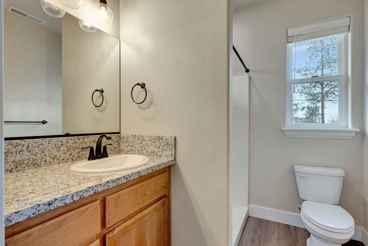 658 Madrone Way - Photo 7 of 15