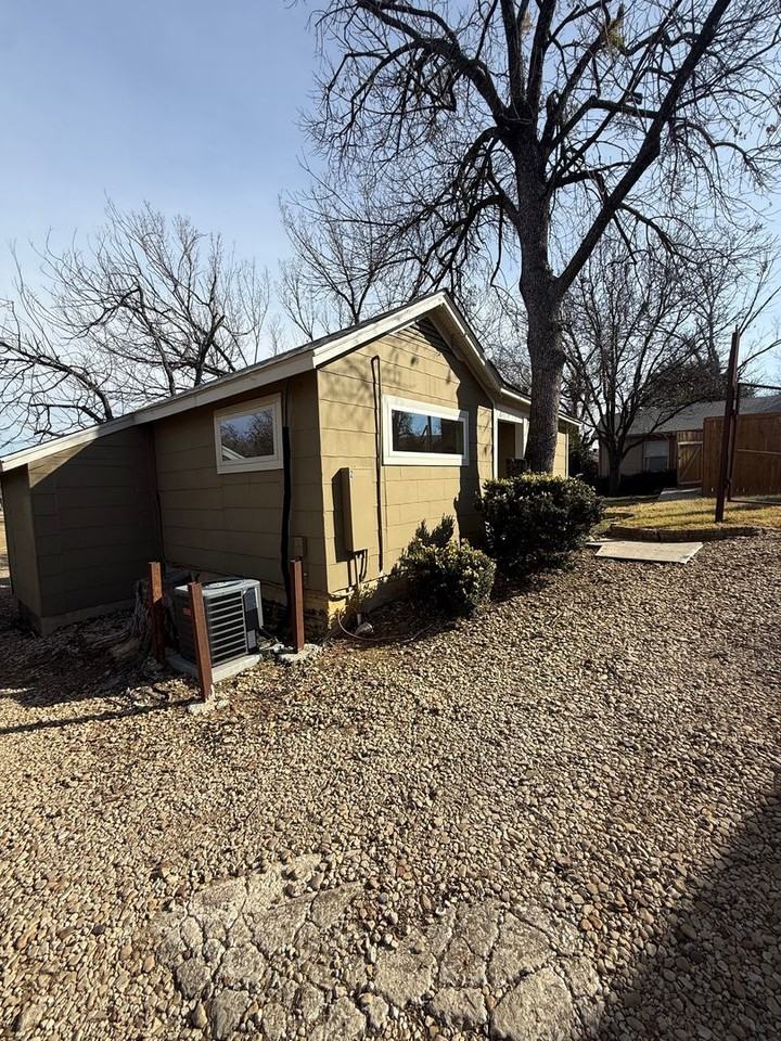 5317 Purington Ave - Photo 6 of 25