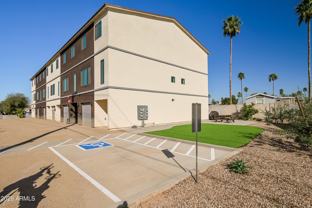 2502 E Paradise Ln Apt 2 #Apt 2 - Photo 1 of 1