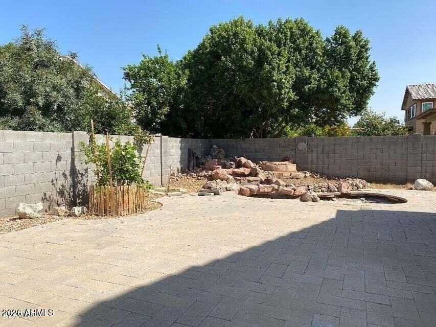 5368 W Topeka Dr - Photo 5 of 30