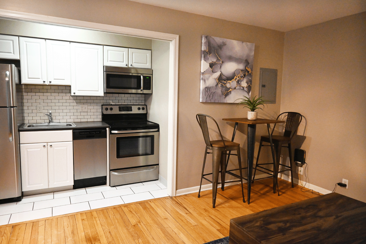 Slips at Blackstone - Photo 5 of 12