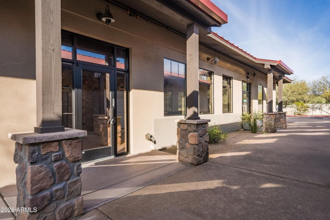 7100 E Cave Creek Rd Ste 107 - Photo 2 of 16