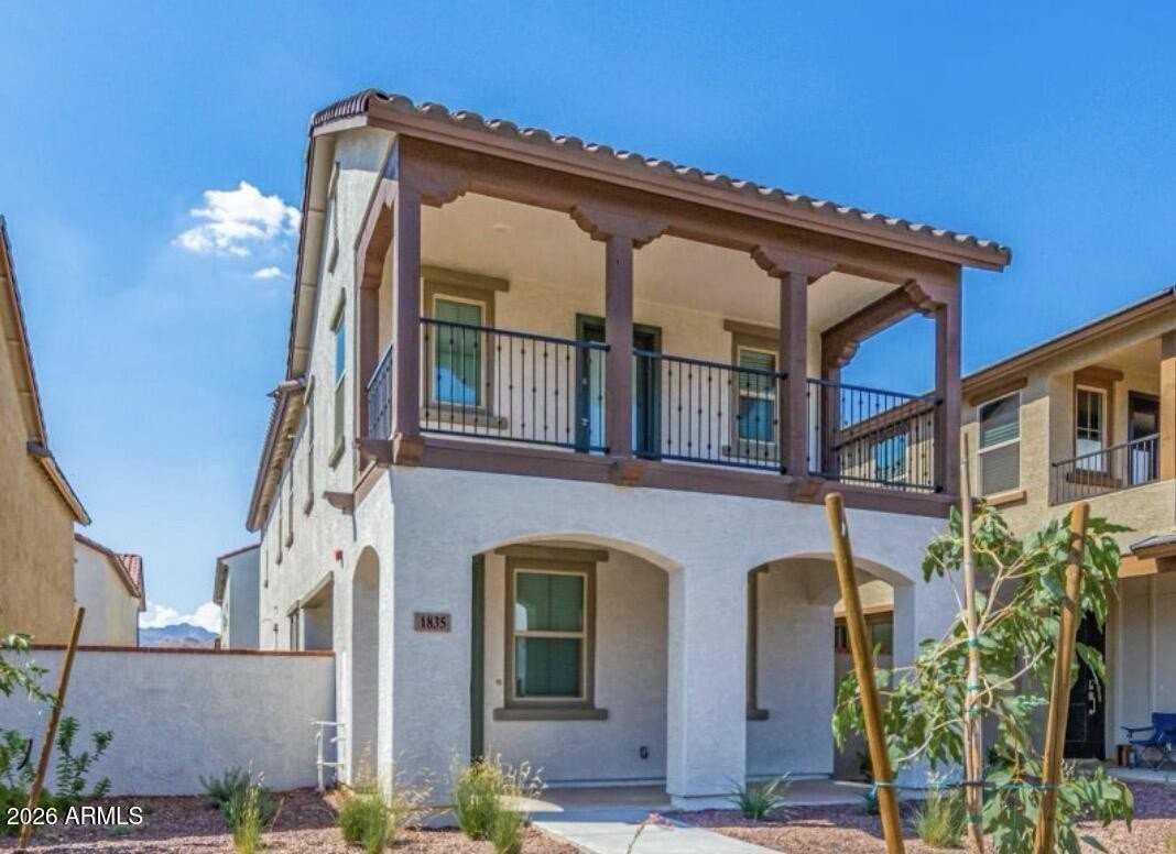 1835 N 208th Ave - Photo 3 of 17