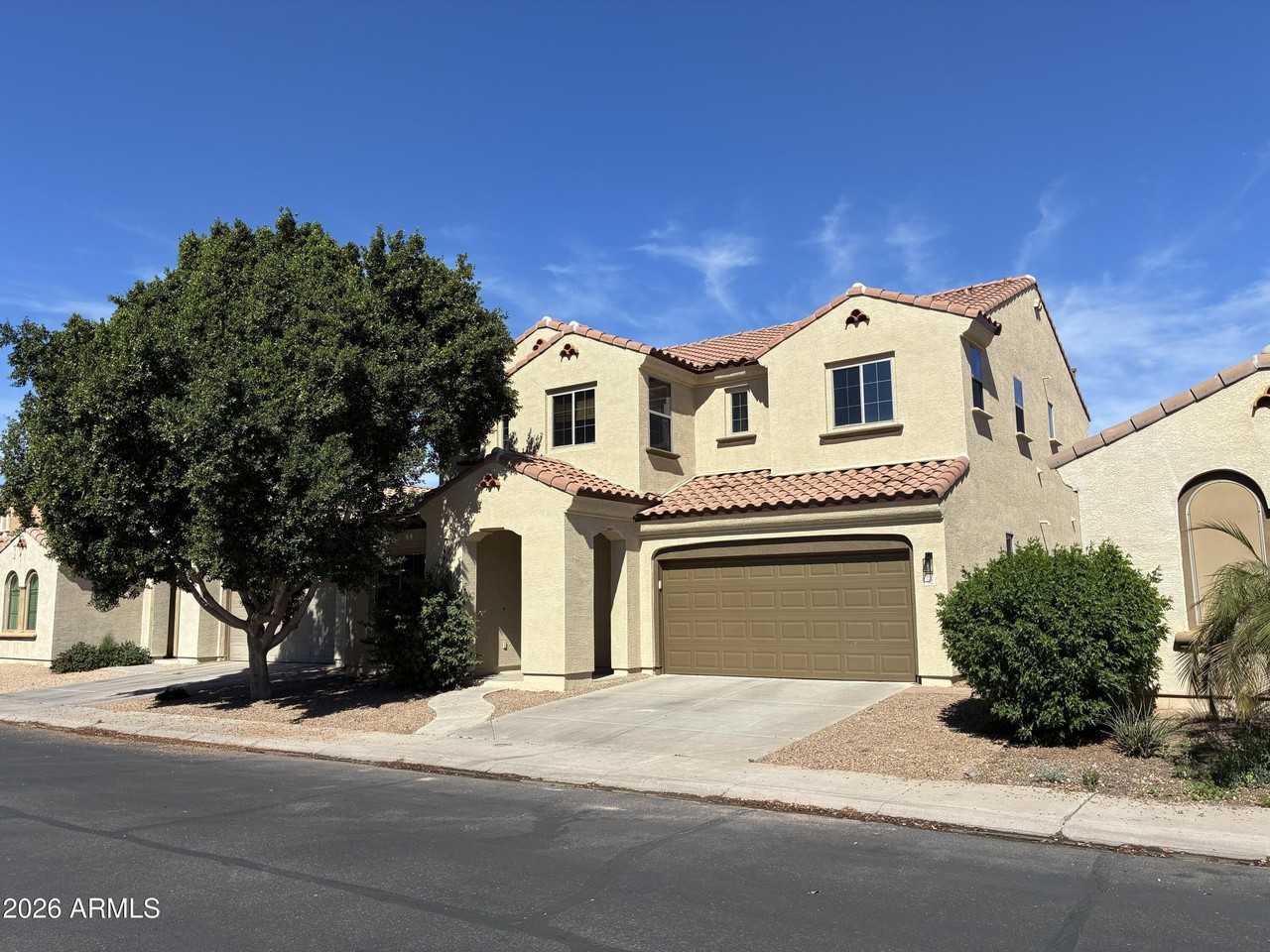 92 W Aster Dr - Photo 2 of 43