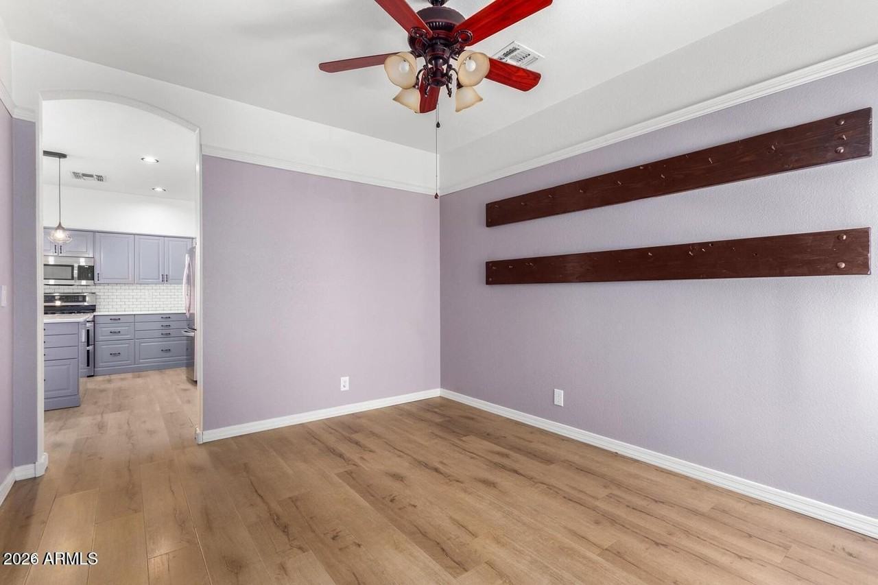 4048 E Kroll Dr - Photo 7 of 38