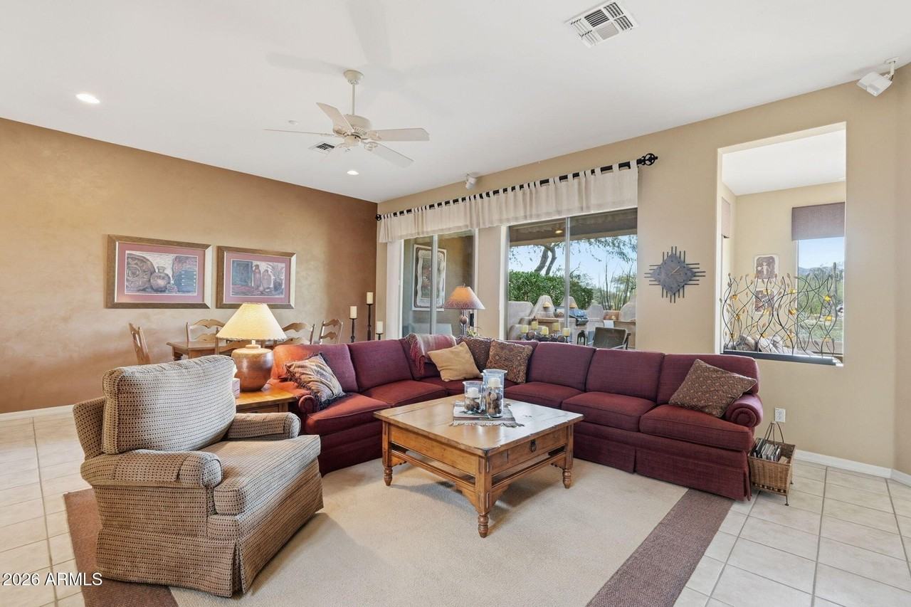 7394 E Quien Sabe Way - Photo 4 of 31