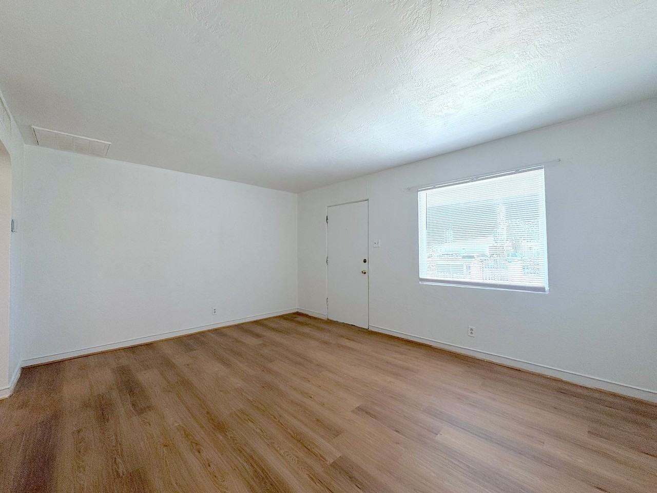 3509 Tyler Ave - Photo 7 of 18