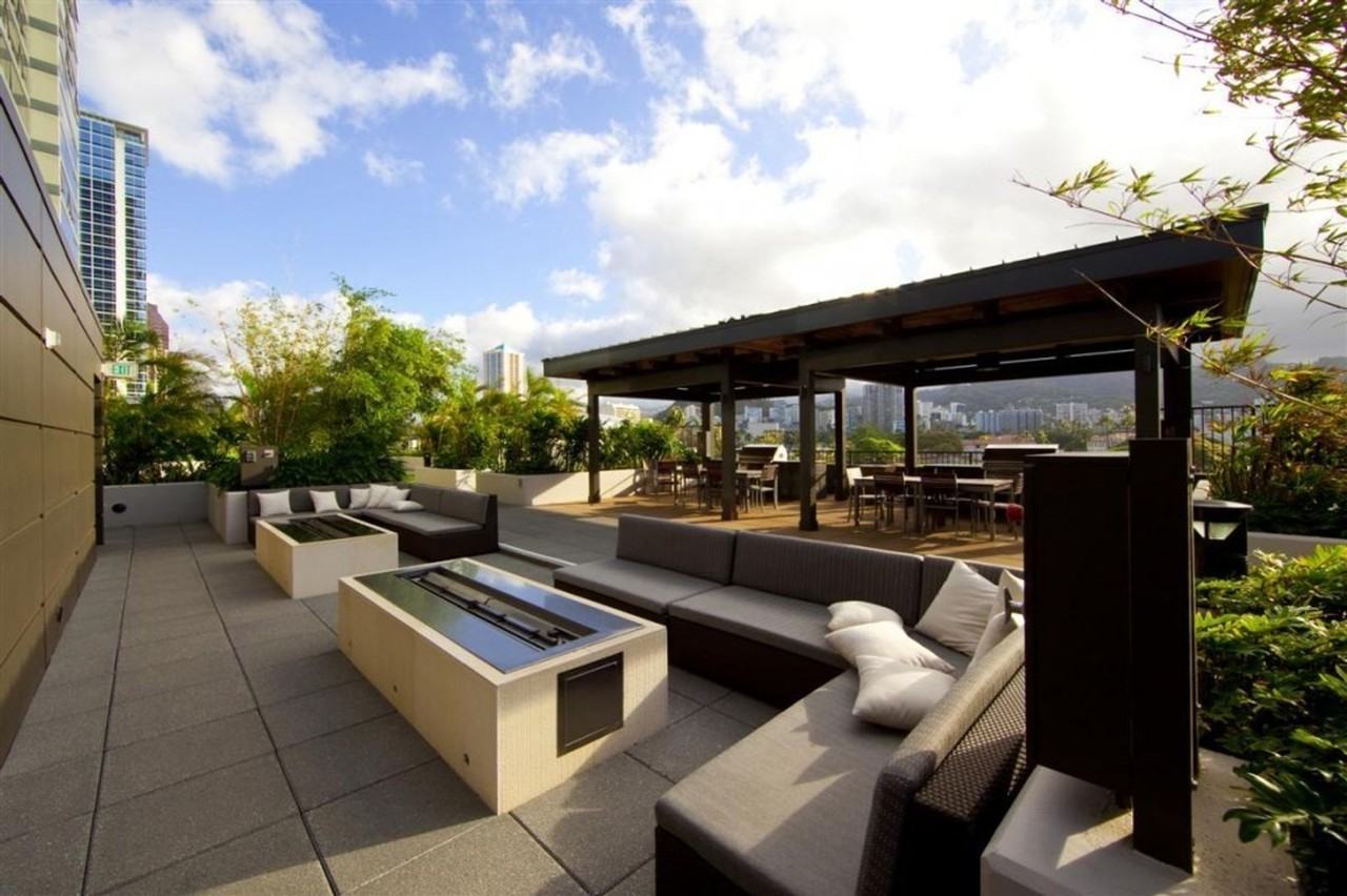 1009 Kapiolani Blvd - Photo 6 of 17