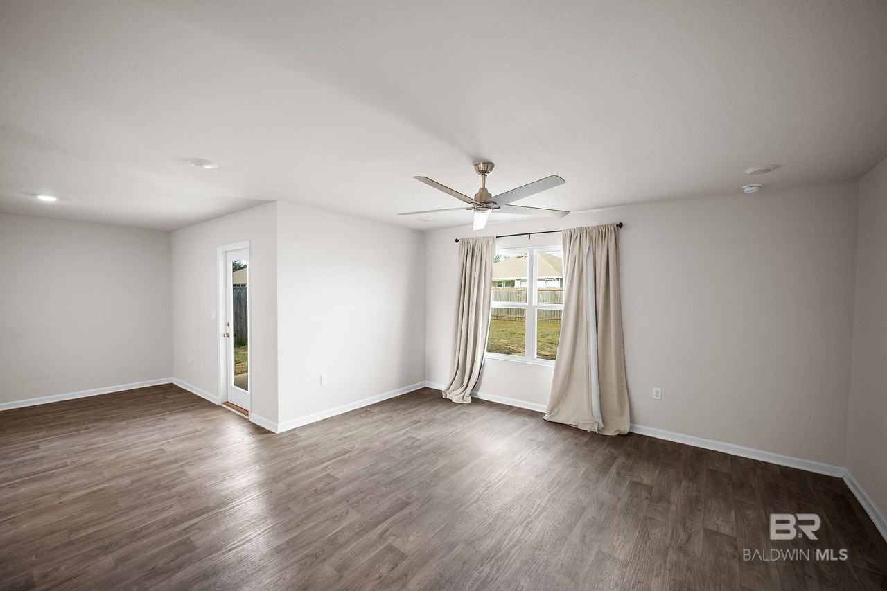 3172 Vista Del Mar Dr - Photo 4 of 30