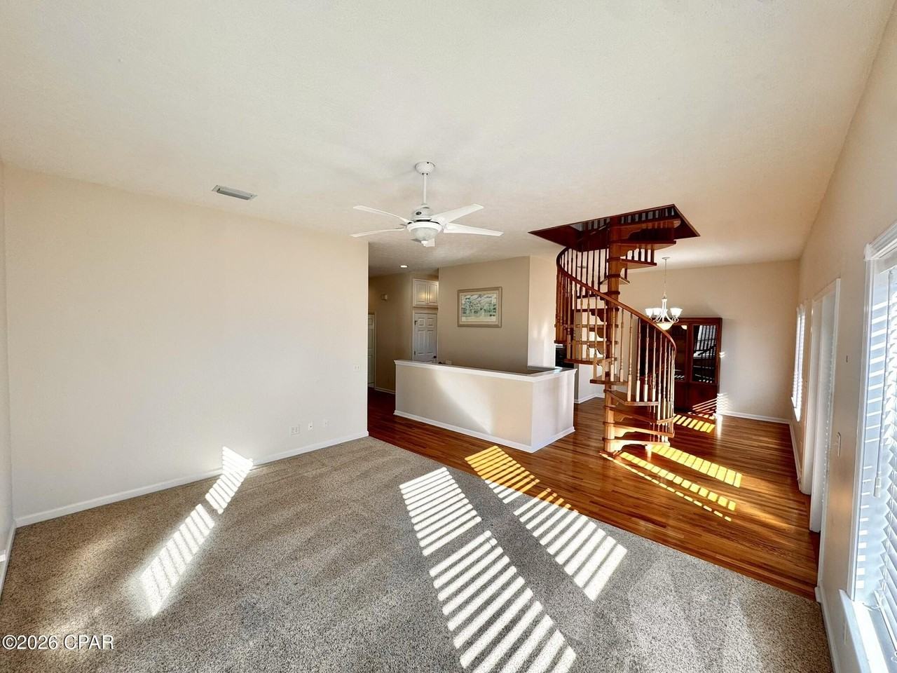 13800 Pelican St - Photo 5 of 37