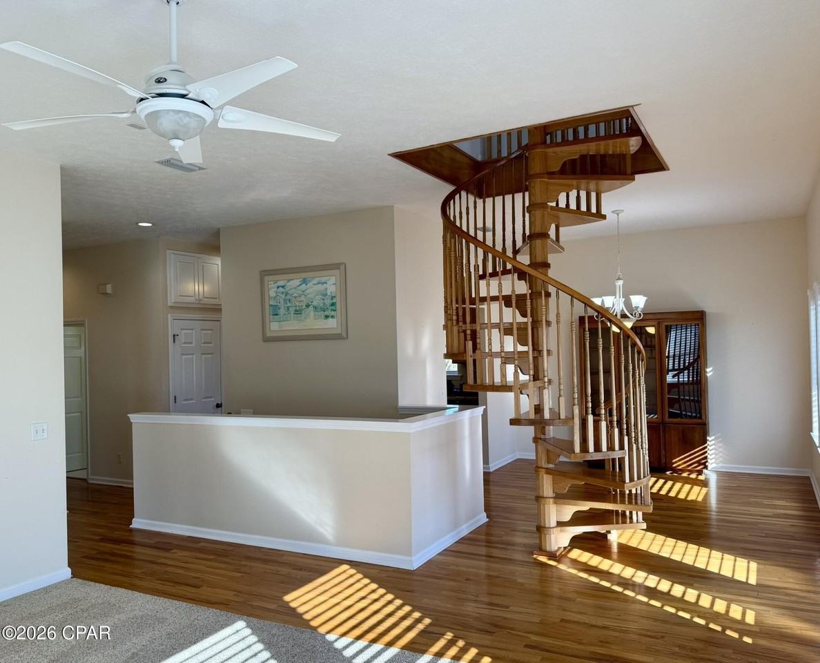 13800 Pelican St - Photo 6 of 37