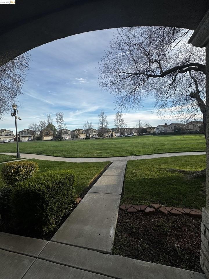 8224 Shay Cir - Photo 2 of 26