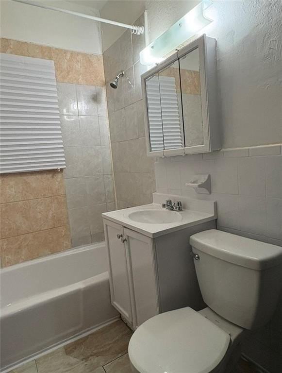 6314 24th Ave #2B - Photo 6 of 7