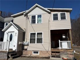 10647 Pinewood Ave Apt 101 - Photo 1 of 1