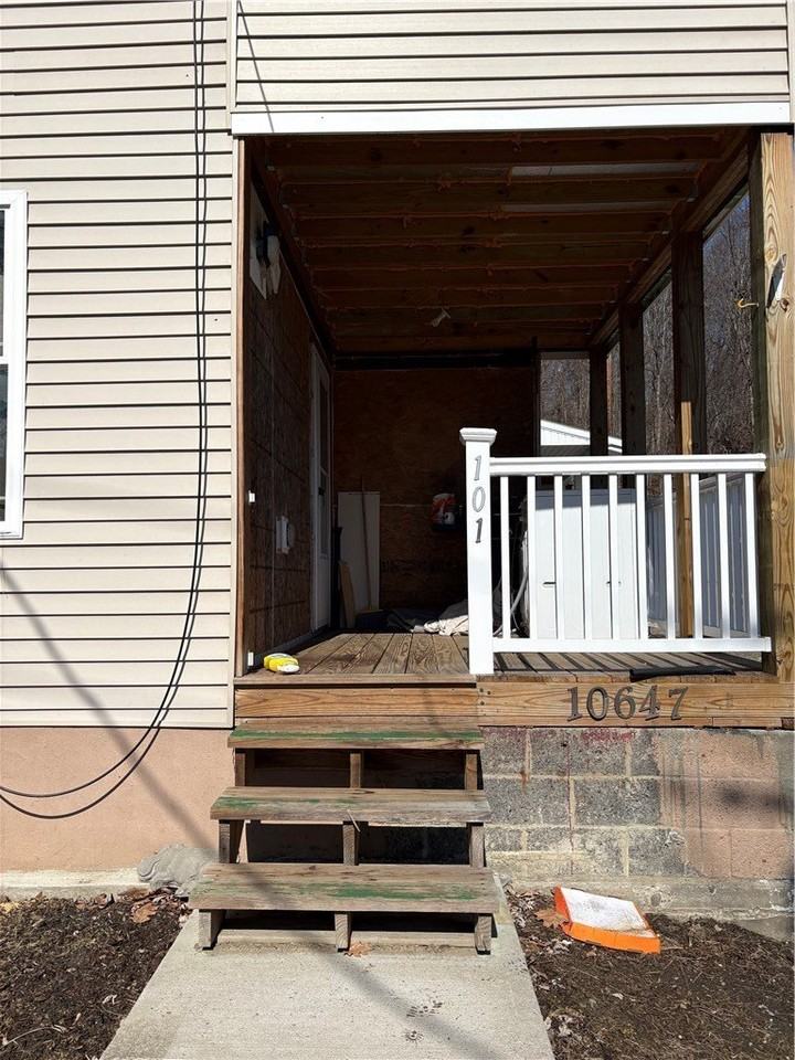 10647 Pinewood Ave Apt 101 - Photo 2 of 14