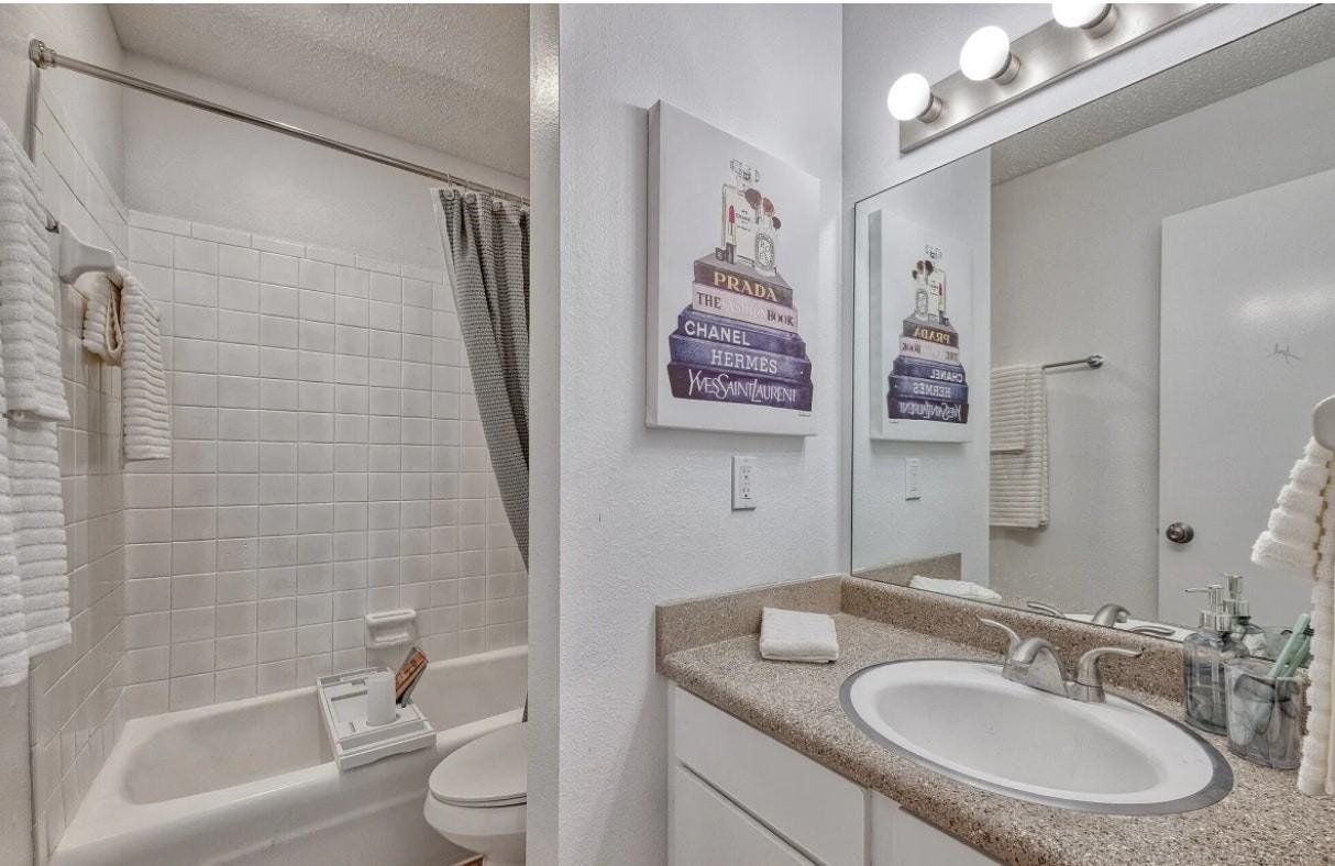 500 South Congress Avenue, Unit 113 - Photo 4 of 8