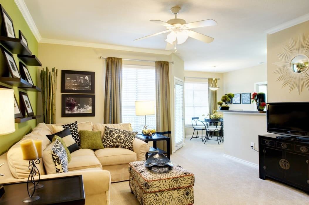 11266 Taylor Draper Lane, Unit 0811 - Photo 7 of 10