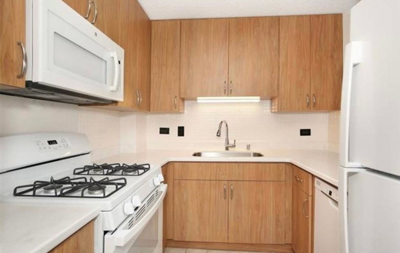 430 Lewers St ##14d - Photo 7 of 13