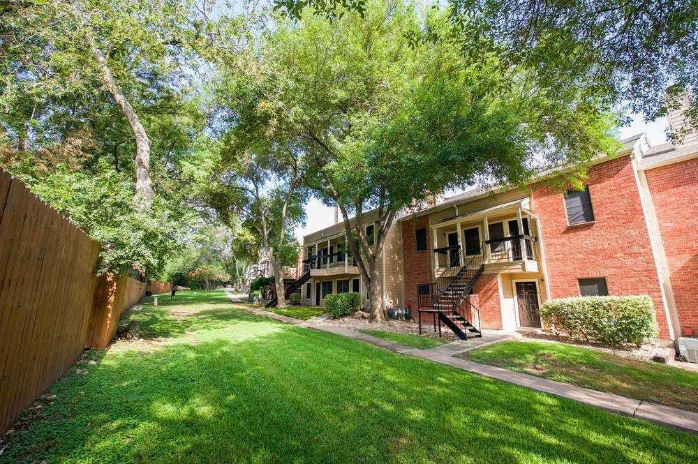 2809 West William Cannon Drive, Unit B107 - Photo 7 of 7