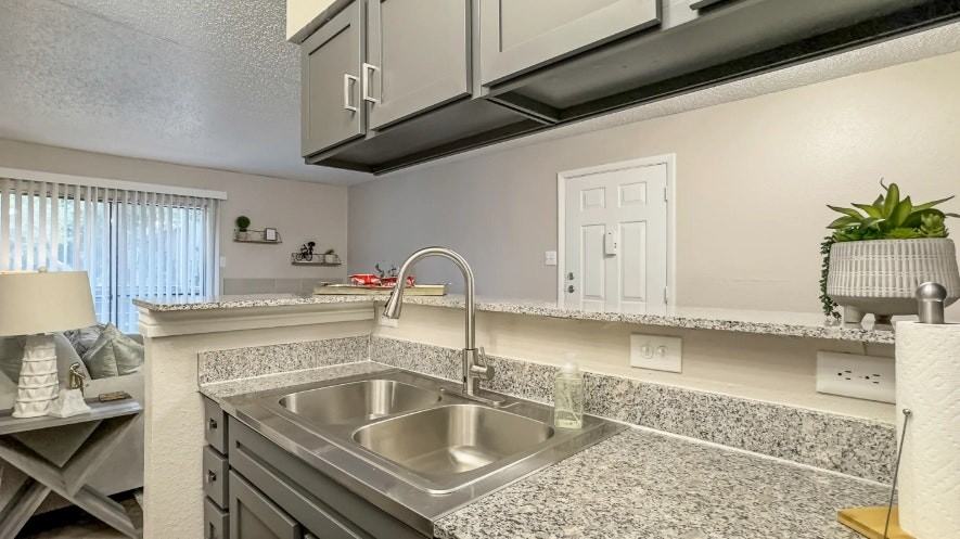 409 East William Cannon Drive, Unit 207 - Photo 7 of 11