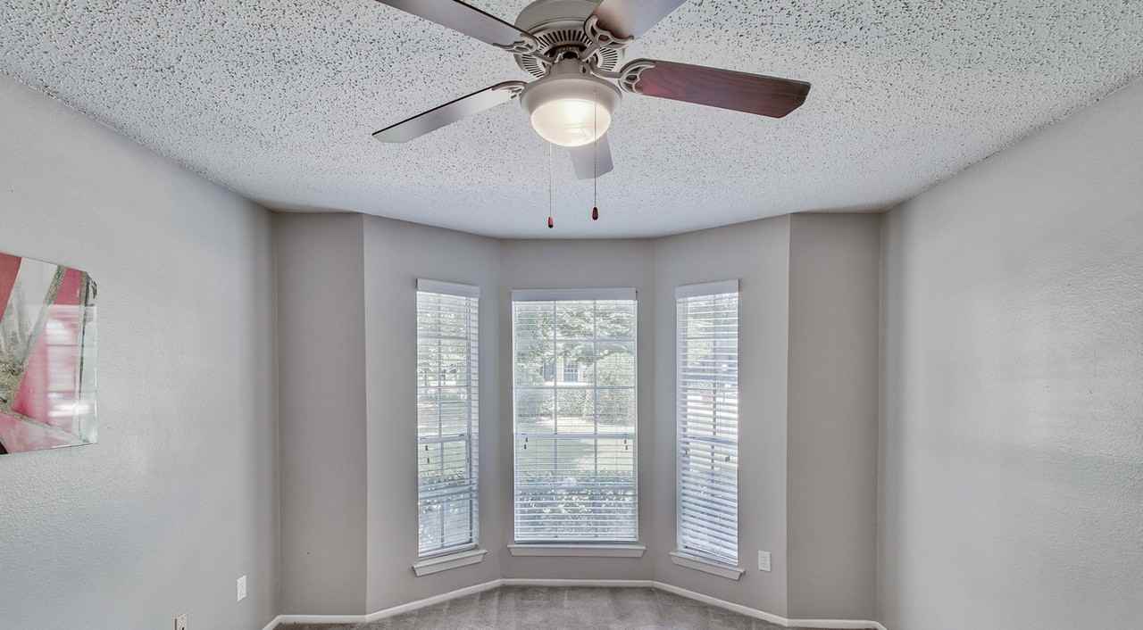 12148 Jollyville Road, Unit 405 - Photo 7 of 12