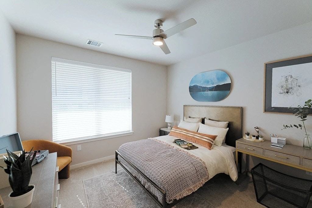 12201 Dessau Road, Unit 03203 - Photo 4 of 7