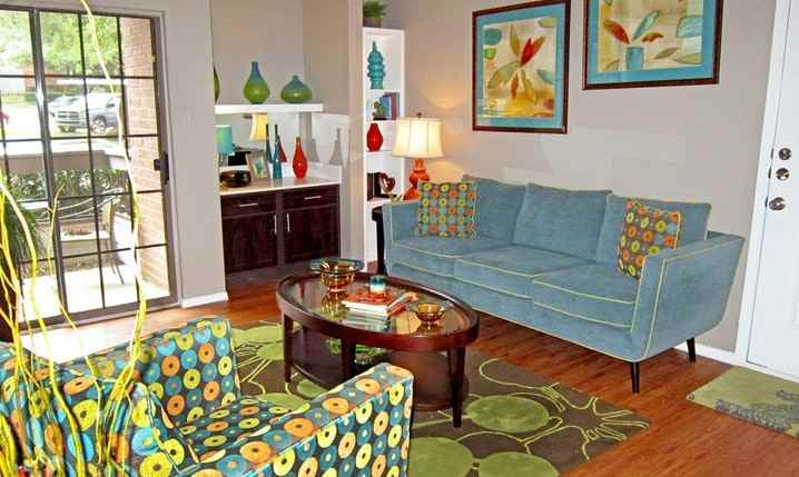 9617 Great Hills Trail, Unit 0924 - Photo 3 of 4