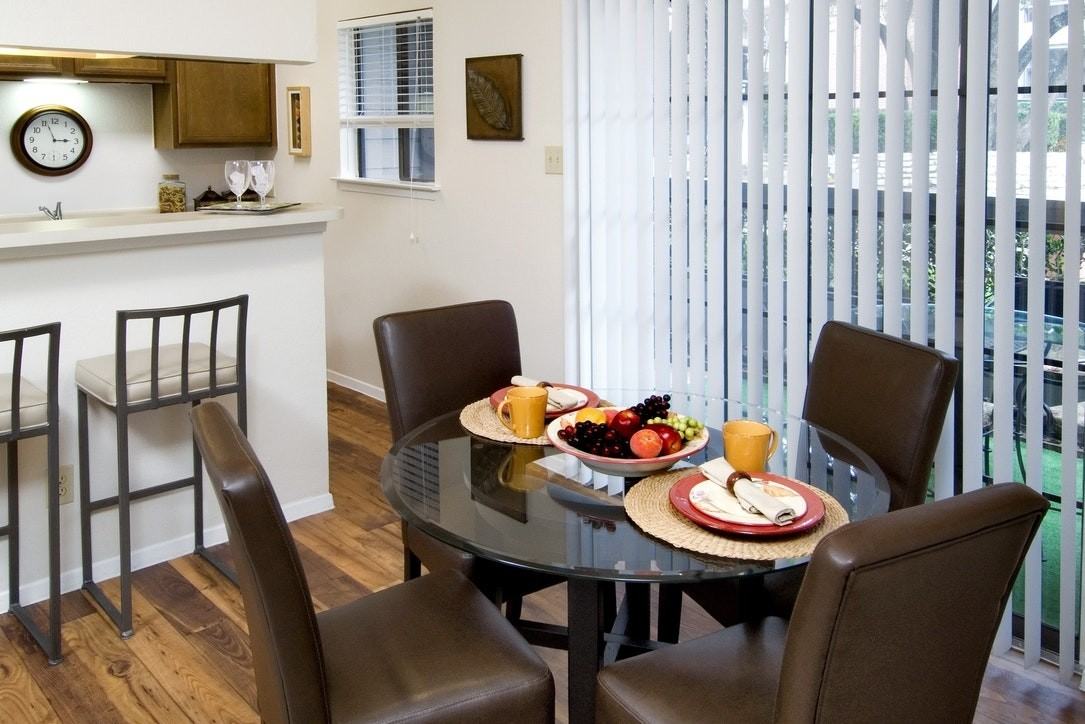 9617 Great Hills Trail, Unit 0924 - Photo 4 of 4