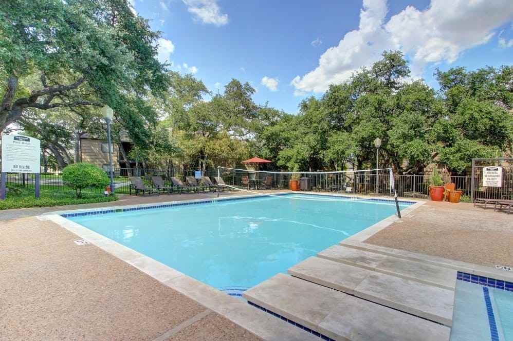 3600 Greystone Drive, Unit 0612 - Photo 7 of 8