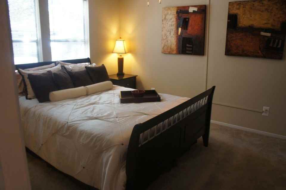 3524 Greystone Drive, Unit 162 - Photo 5 of 7