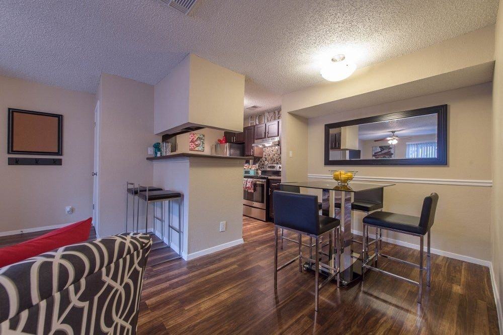 6808 South Interstate 35 Frontage Road, Unit 111 - Photo 6 of 13