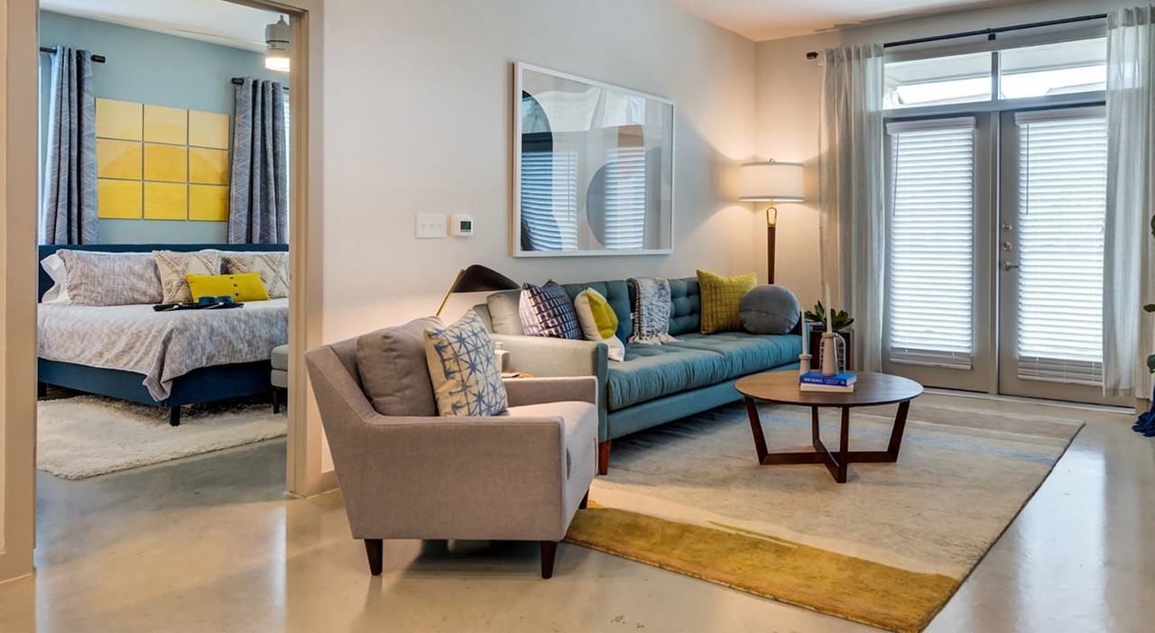 1127 Pearl Retreat Lane, Unit 6103 - Photo 3 of 10