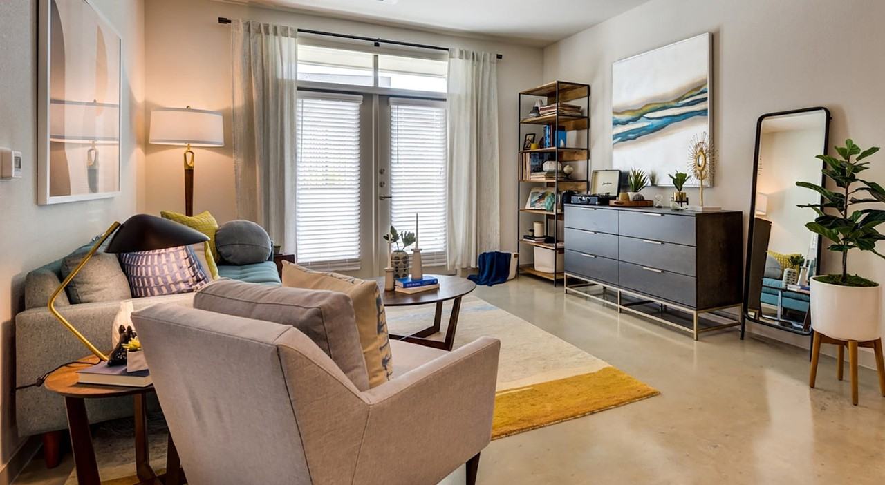 1127 Pearl Retreat Lane, Unit 6103 - Photo 6 of 10