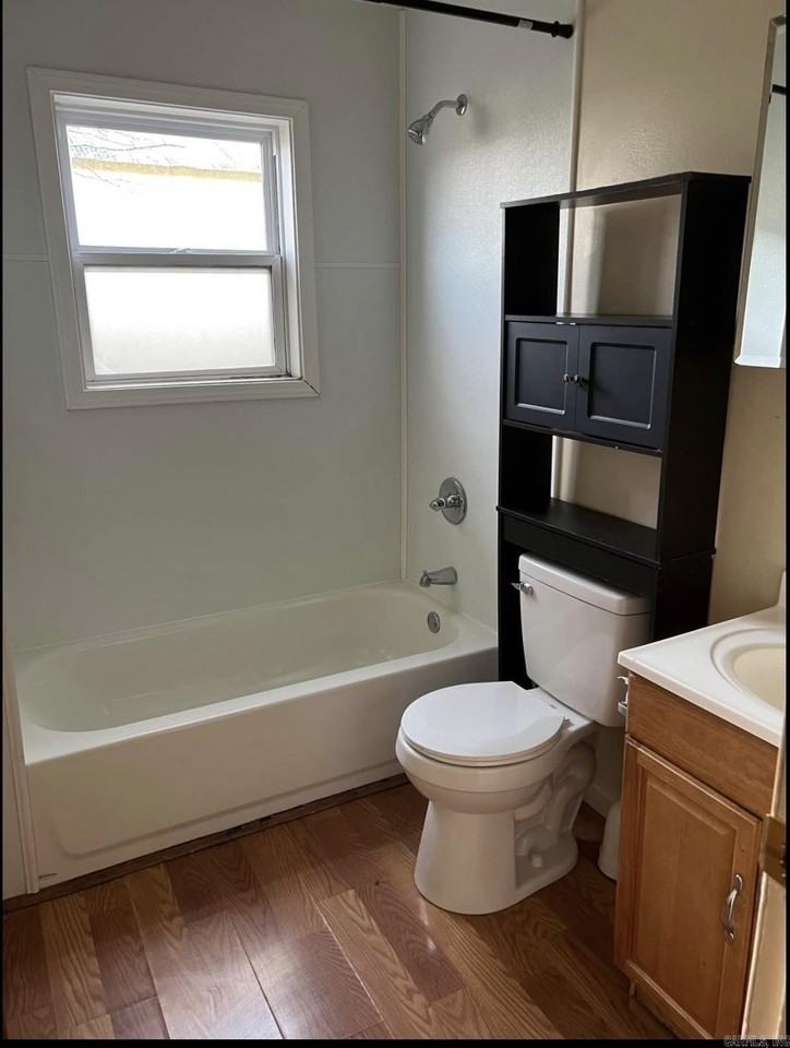 206 N 2nd St - Photo 7 of 7