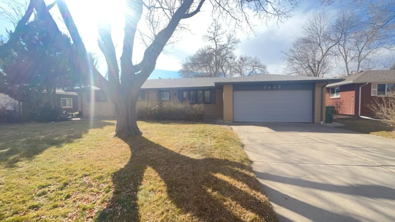 3417 N Franklin Ave - Photo 2 of 34