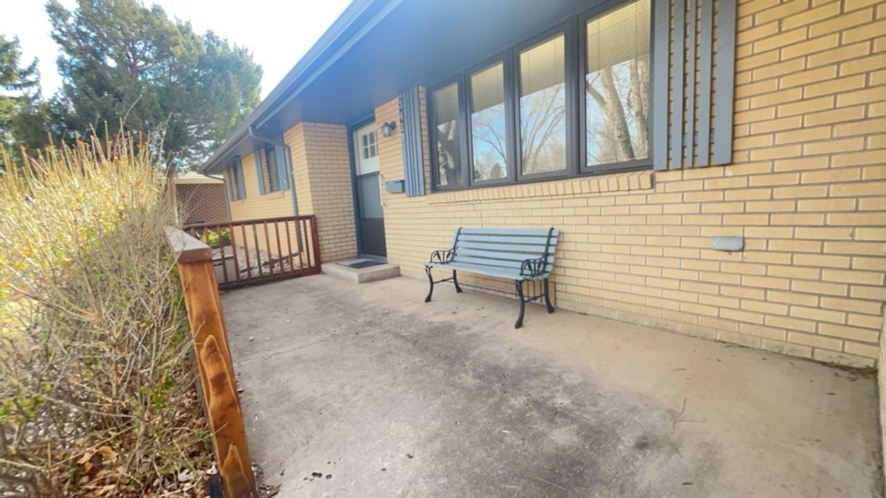 3417 N Franklin Ave - Photo 4 of 34