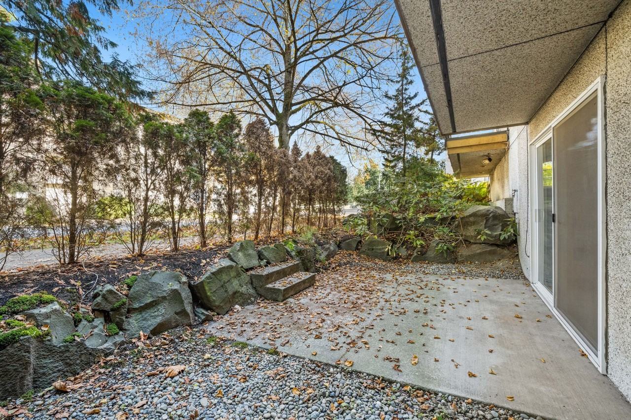 Walnut Manor - Photo 7 of 35