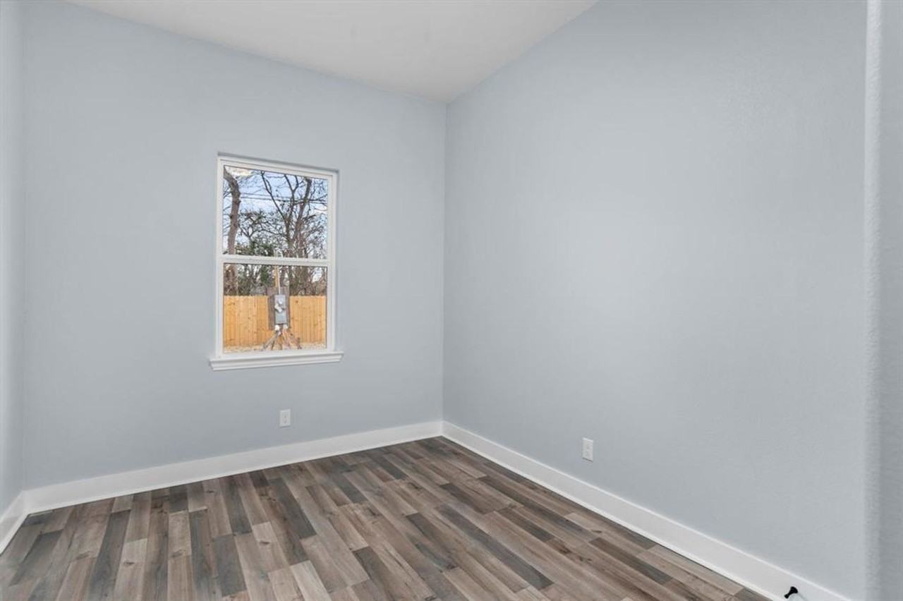 1010 Junell St #A - Photo 6 of 17