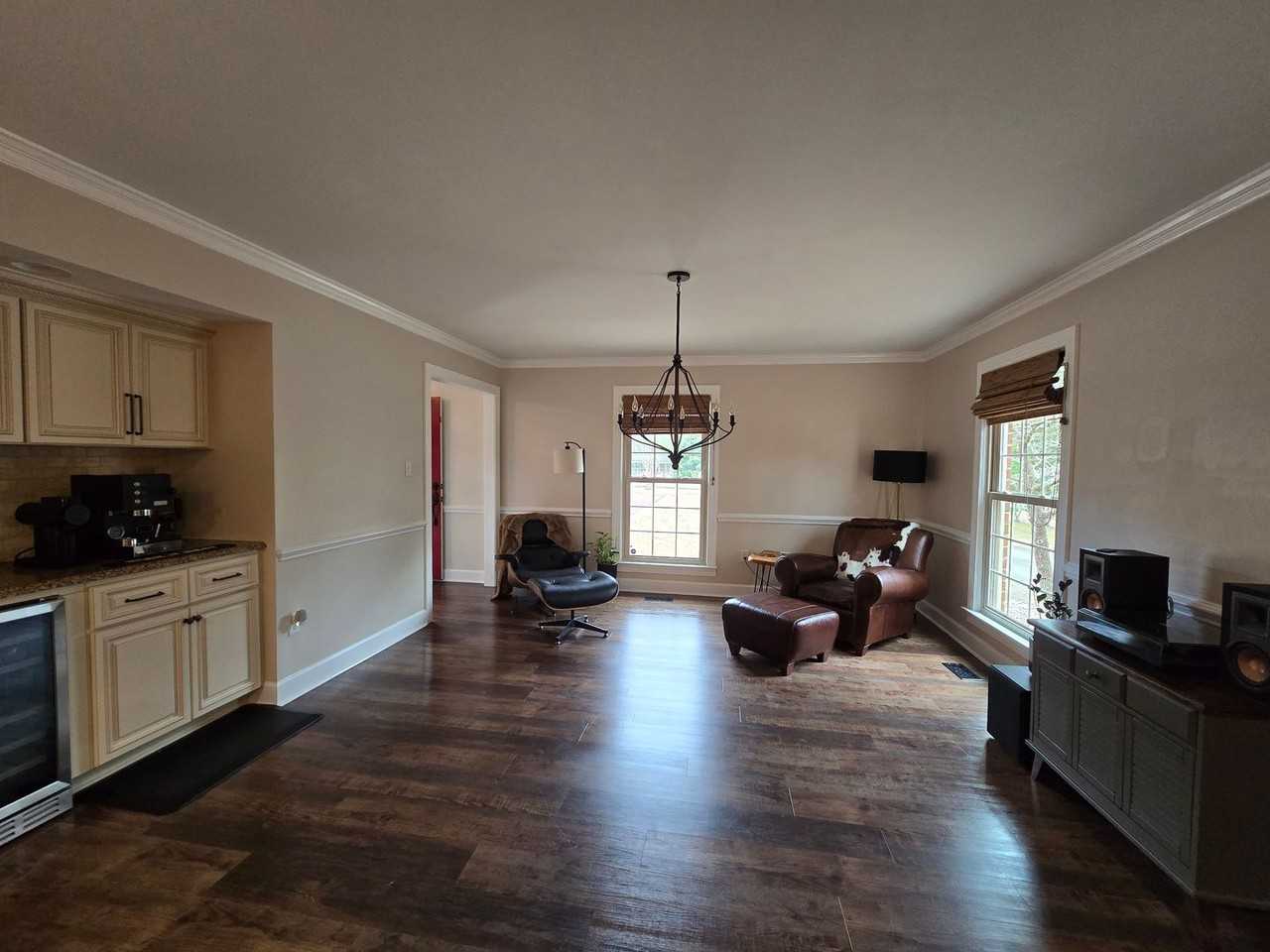 409 Fulton St - Photo 4 of 41